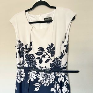 NWOT Navy & White Color-block floral Midi Dress Size 16 Wedding Party Church